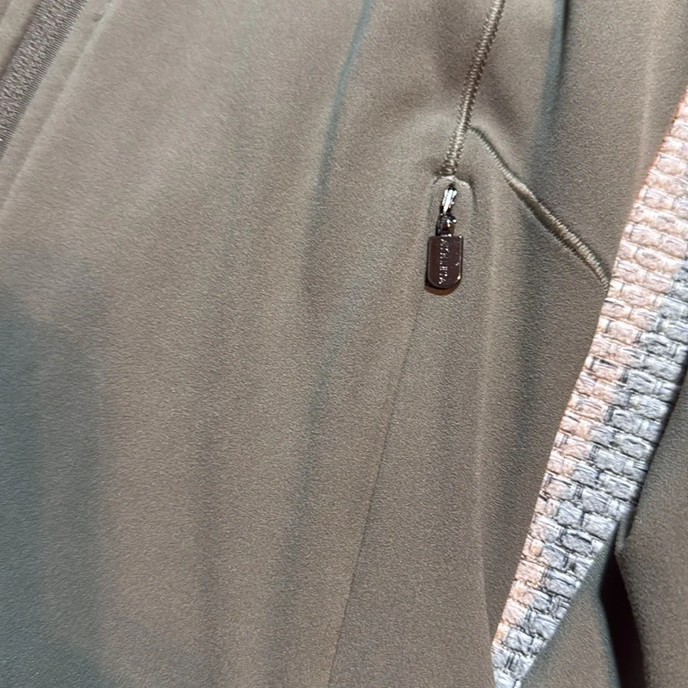 Athleta Moss Green cropped Salutation Jacket - Picture 5 of 7